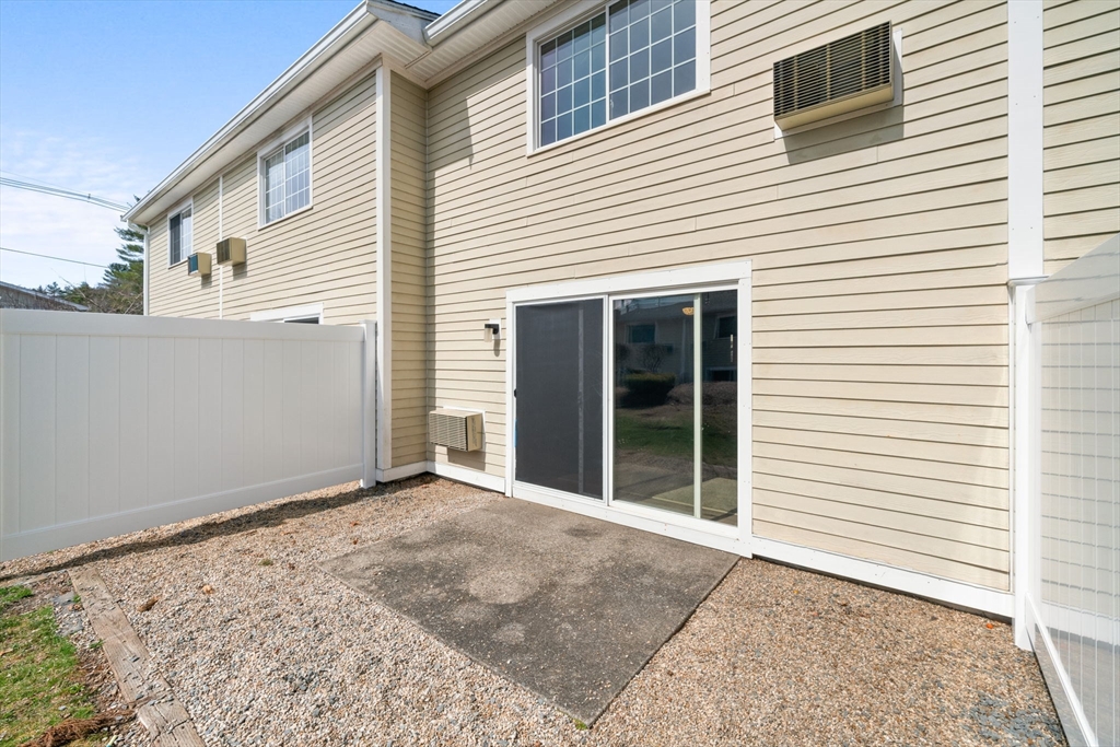2 bed, 1 bath apartment for rent at 741 Washington St Unit 6, Easton — photo 16 of 27