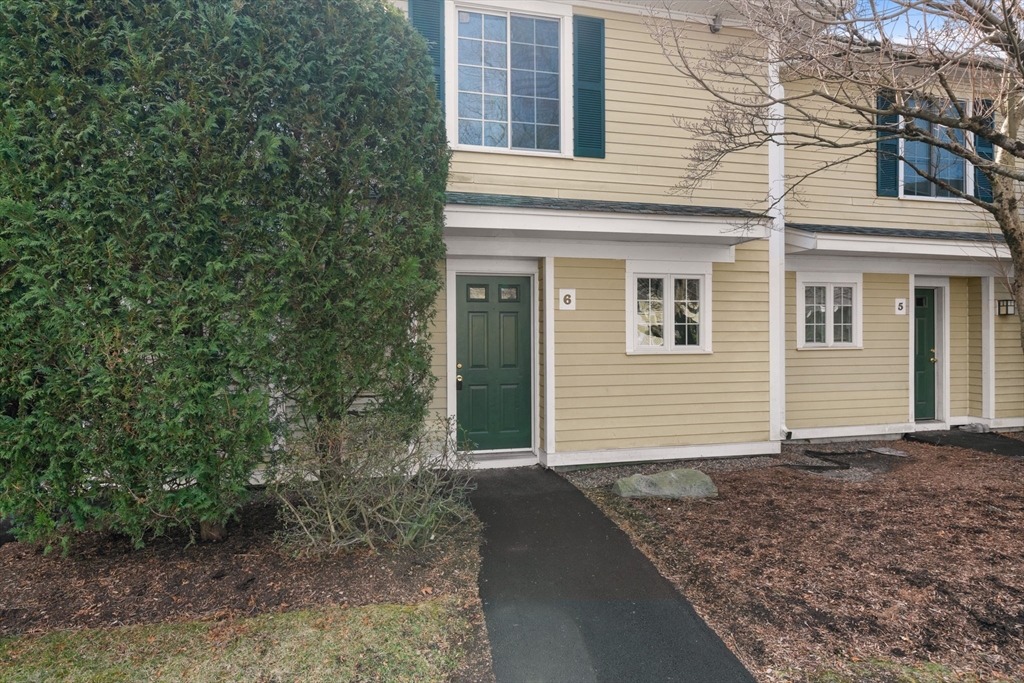 2 bed, 1 bath apartment for rent at 741 Washington St Unit 6, Easton — photo 1 of 27