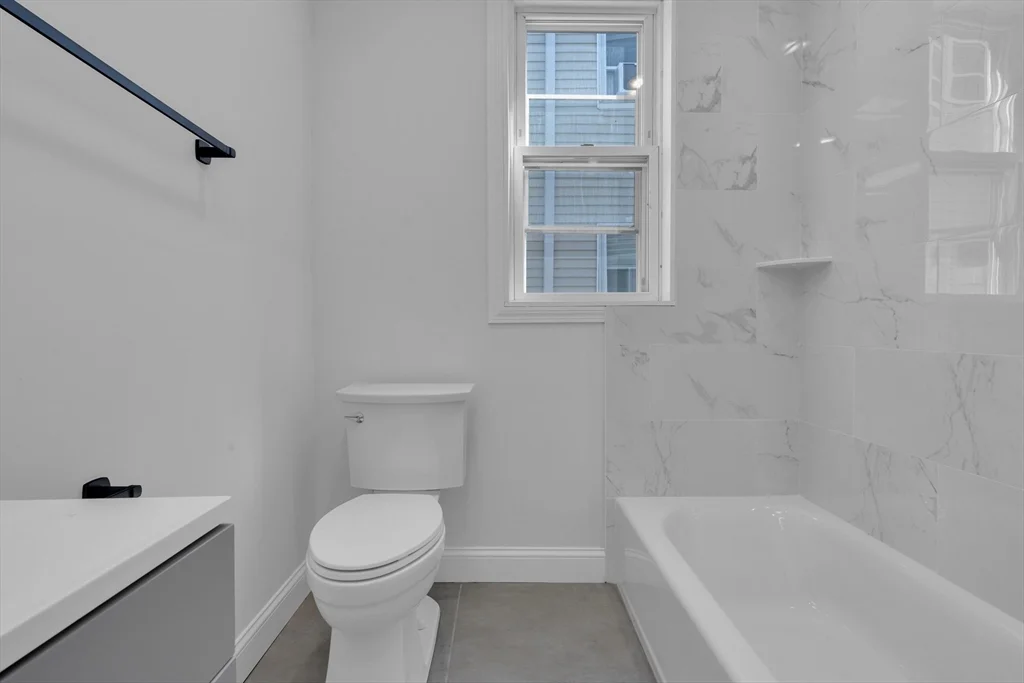 3 bed, 1 bath apartment for rent at 742 Bennington St Unit 3, East Boston — photo 6 of 9