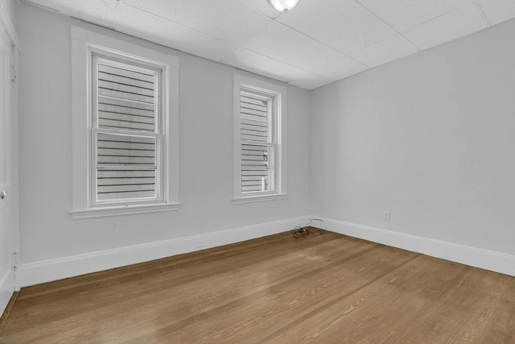 3 bed, 1 bath apartment for rent at 742 Bennington St Unit 3, East Boston — photo 8 of 9