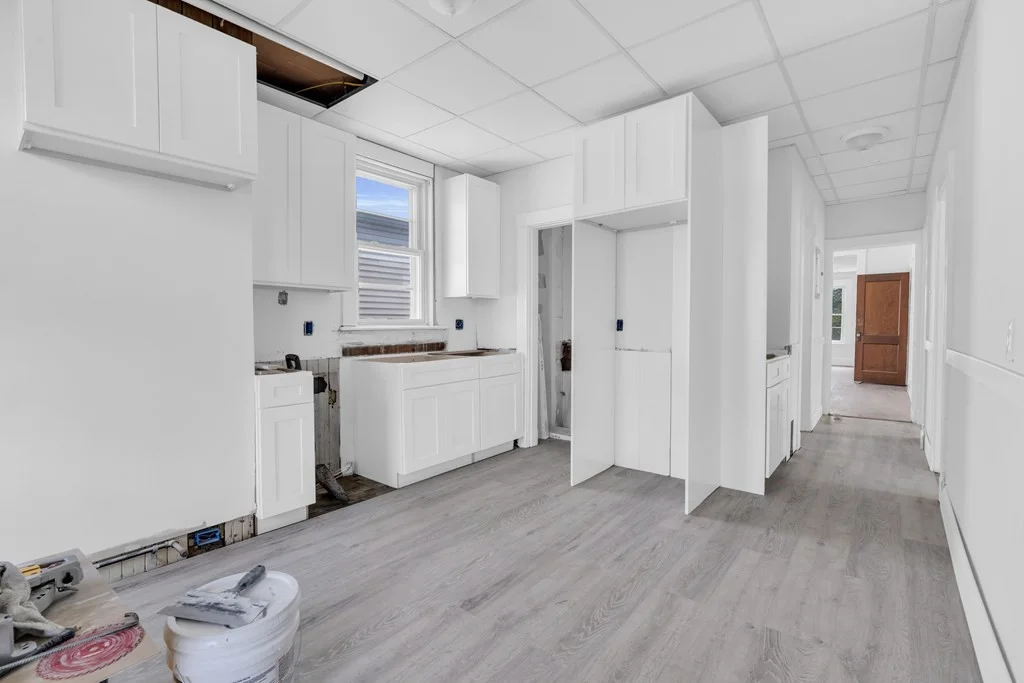 3 bed, 1 bath apartment for rent at 742 Bennington Unit 2, East Boston — photo 8 of 17