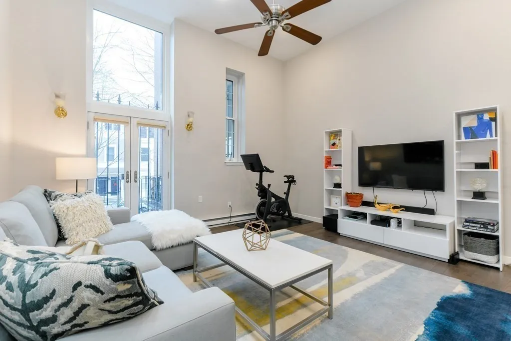 2 bed, 1 bath apartment for rent at 743 East 4th St Unit 205, South Boston — photo 7 of 19