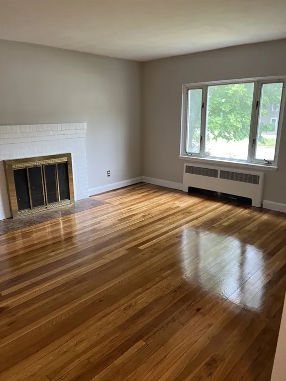 3 bed, 2 bath apartment for rent at 744 Boylston St Unit 1, Back Bay — photo 5 of 27
