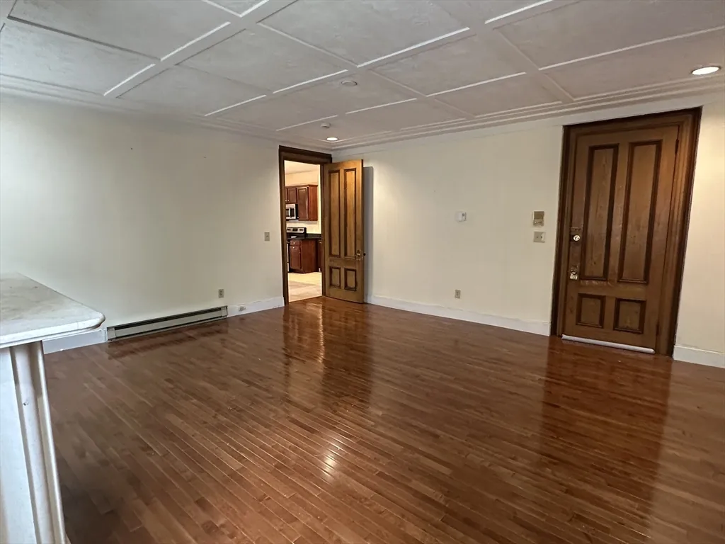 1 bed, 1 bath apartment for rent at 744 East 4th St Unit 1, South Boston — photo 5 of 25