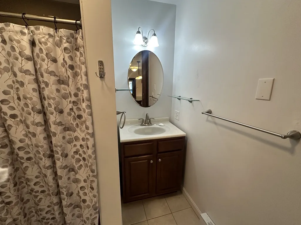 1 bed, 1 bath apartment for rent at 744 East 4th St Unit 1, South Boston — photo 18 of 25