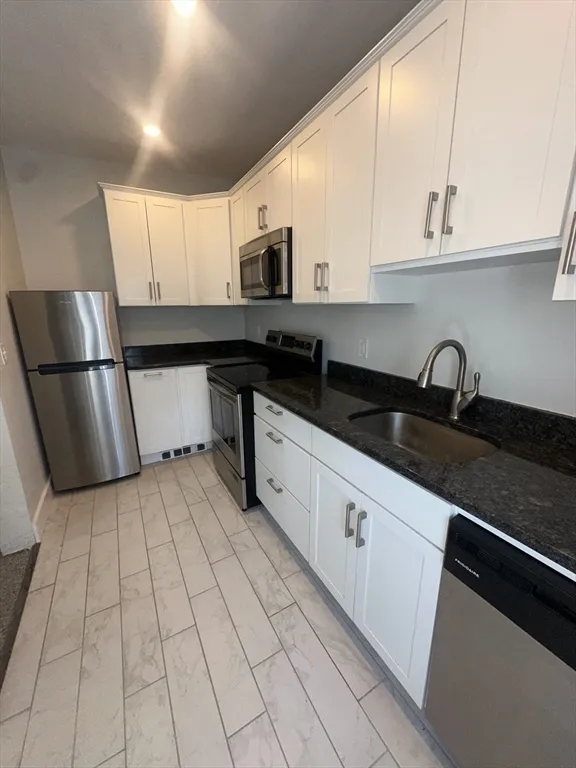 2 bed, 1 bath apartment for rent at 744 East 4th St Unit 3, South Boston — photo 7 of 21