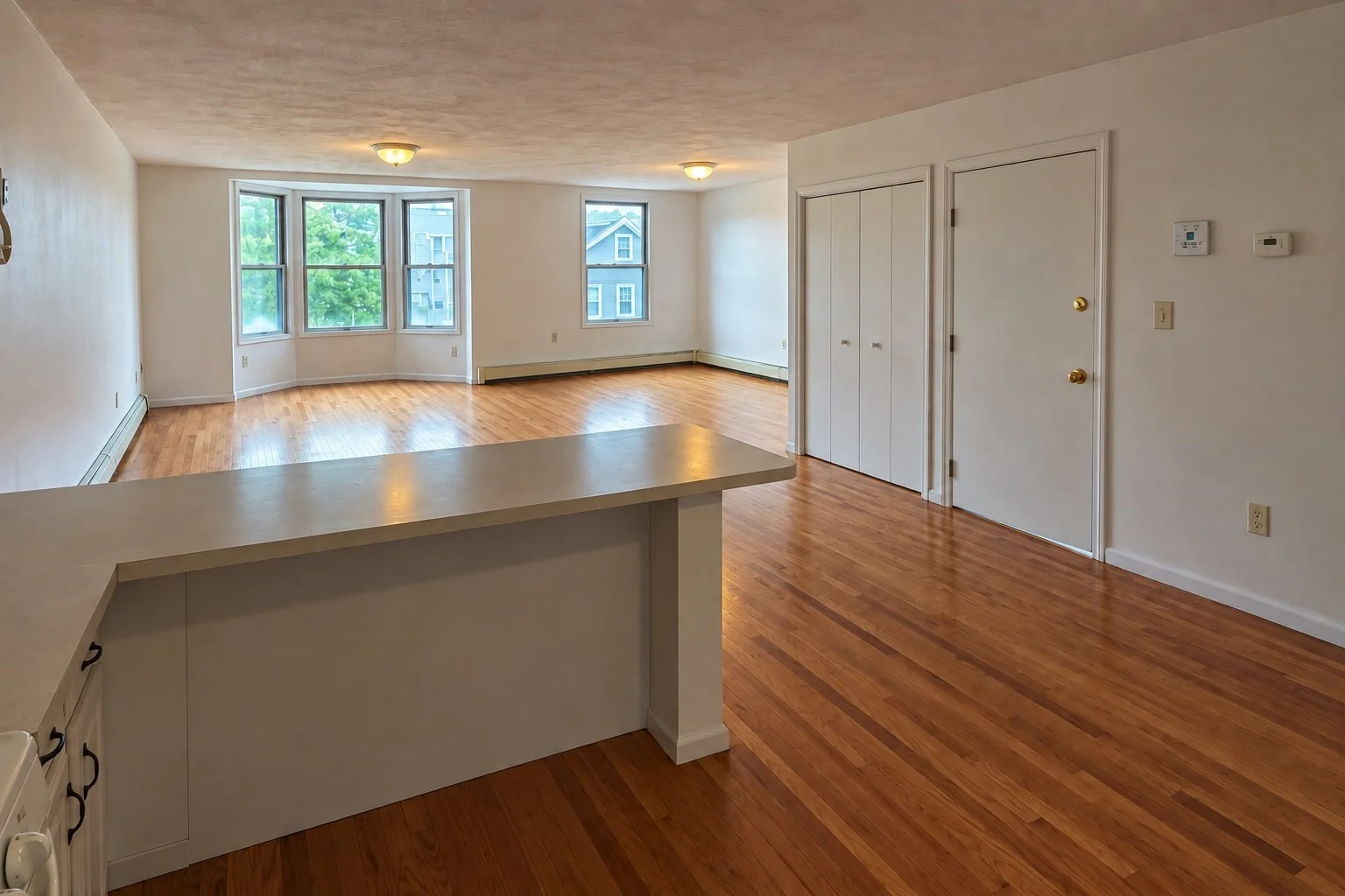 2 bed, 1 bath apartment for rent at 744 East Broadway Unit 3, South Boston — photo 5 of 7