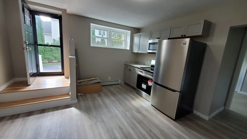3 bed, 1 bath apartment for rent at 744 Grove St Unit 0, Worcester — photo 8 of 15