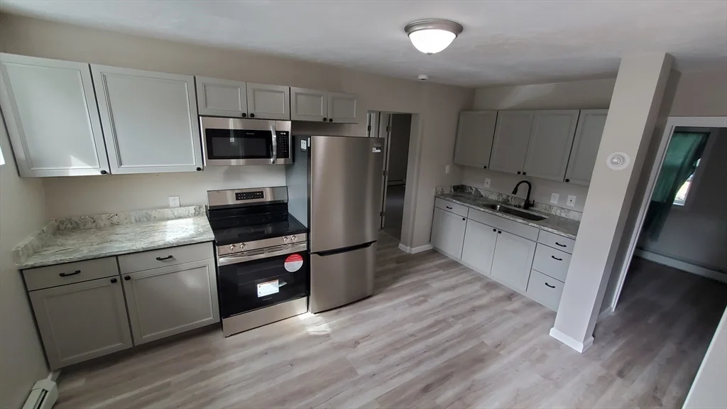 3 bed, 1 bath apartment for rent at 744 Grove St Unit 0, Worcester — photo 6 of 15