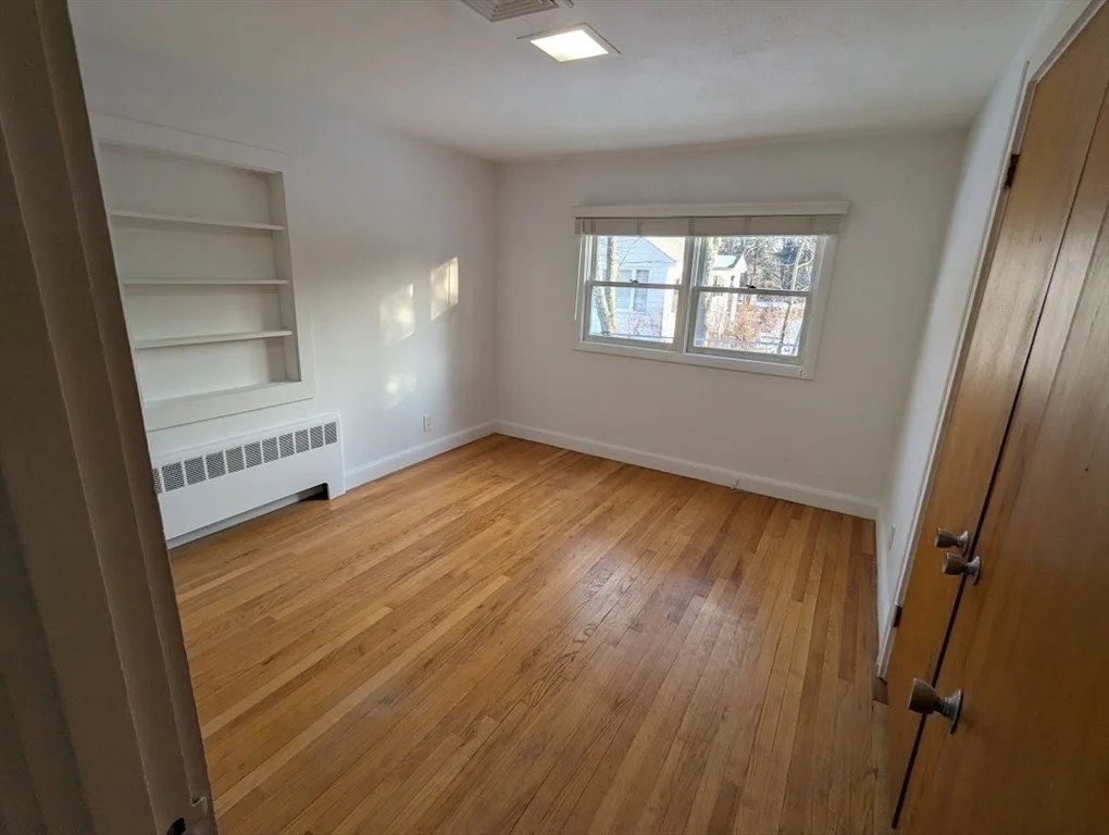 4 bed, 2 bath apartment for rent at 744 Neponset St, Norwood — photo 8 of 10
