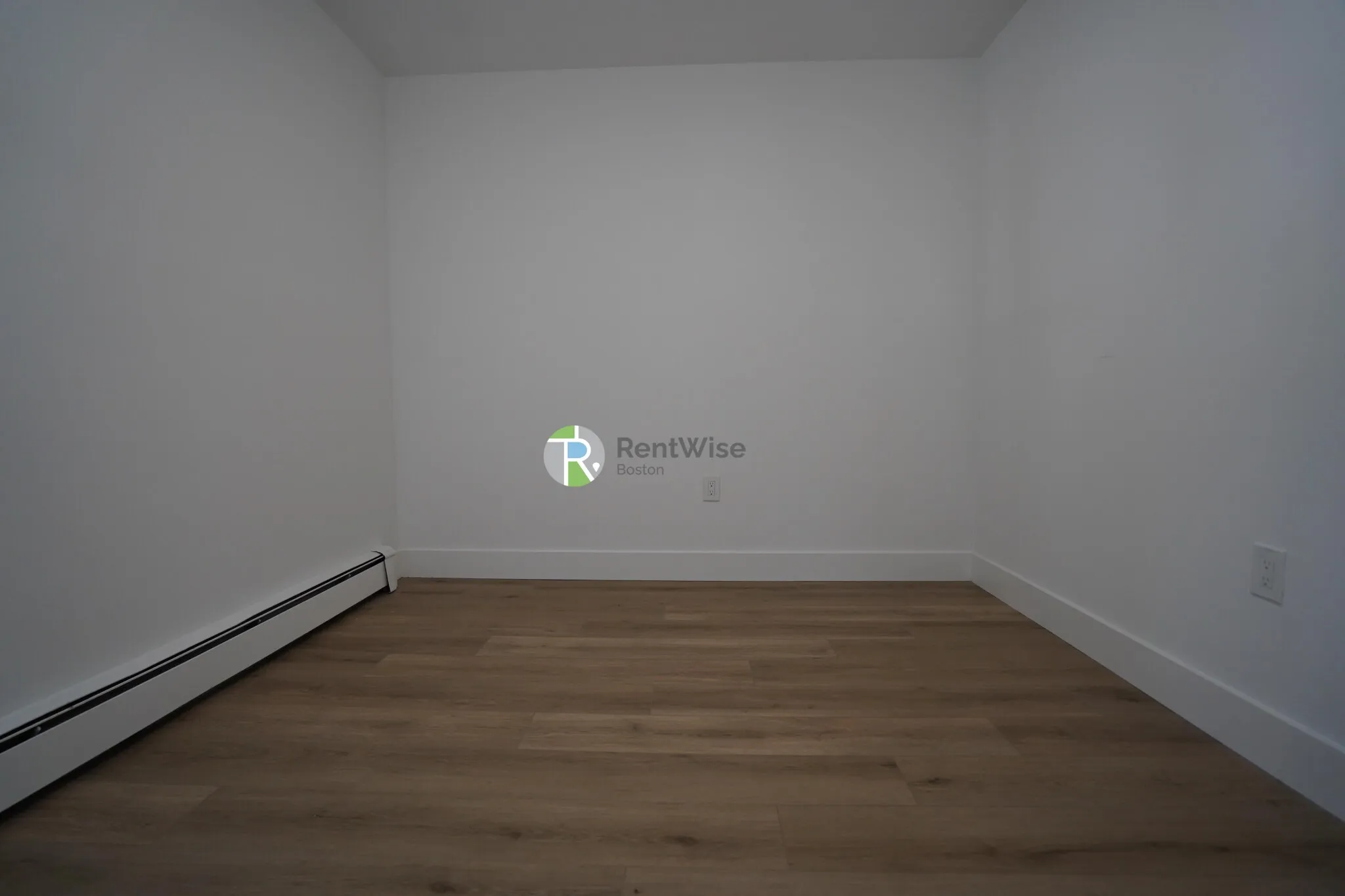 3 bed, 1 bath apartment for rent at 745 East 6th St Unit 11, South Boston — photo 10 of 20