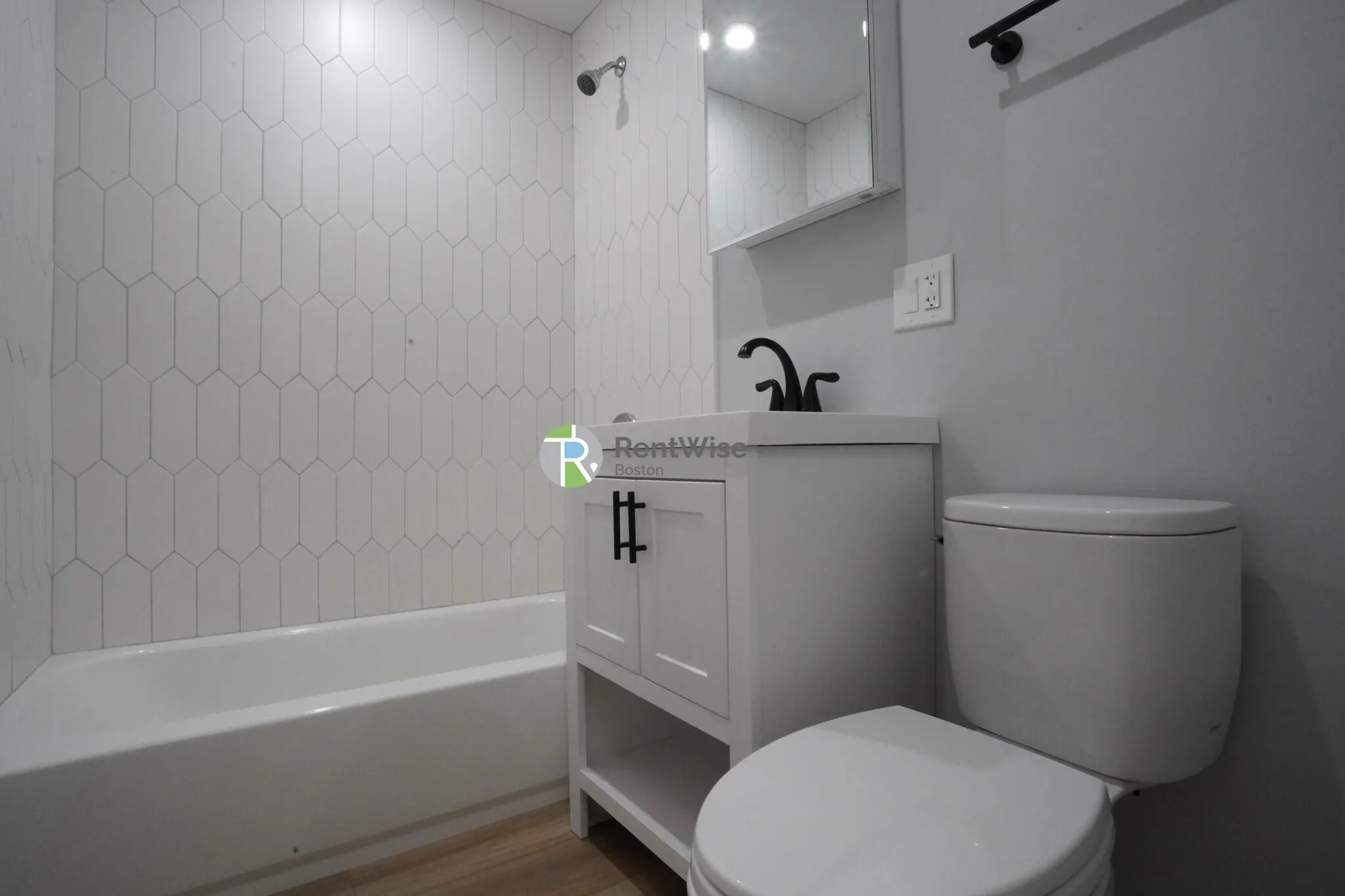 3 bed, 1 bath apartment for rent at 745 East 6th St Unit 11, South Boston — photo 16 of 20