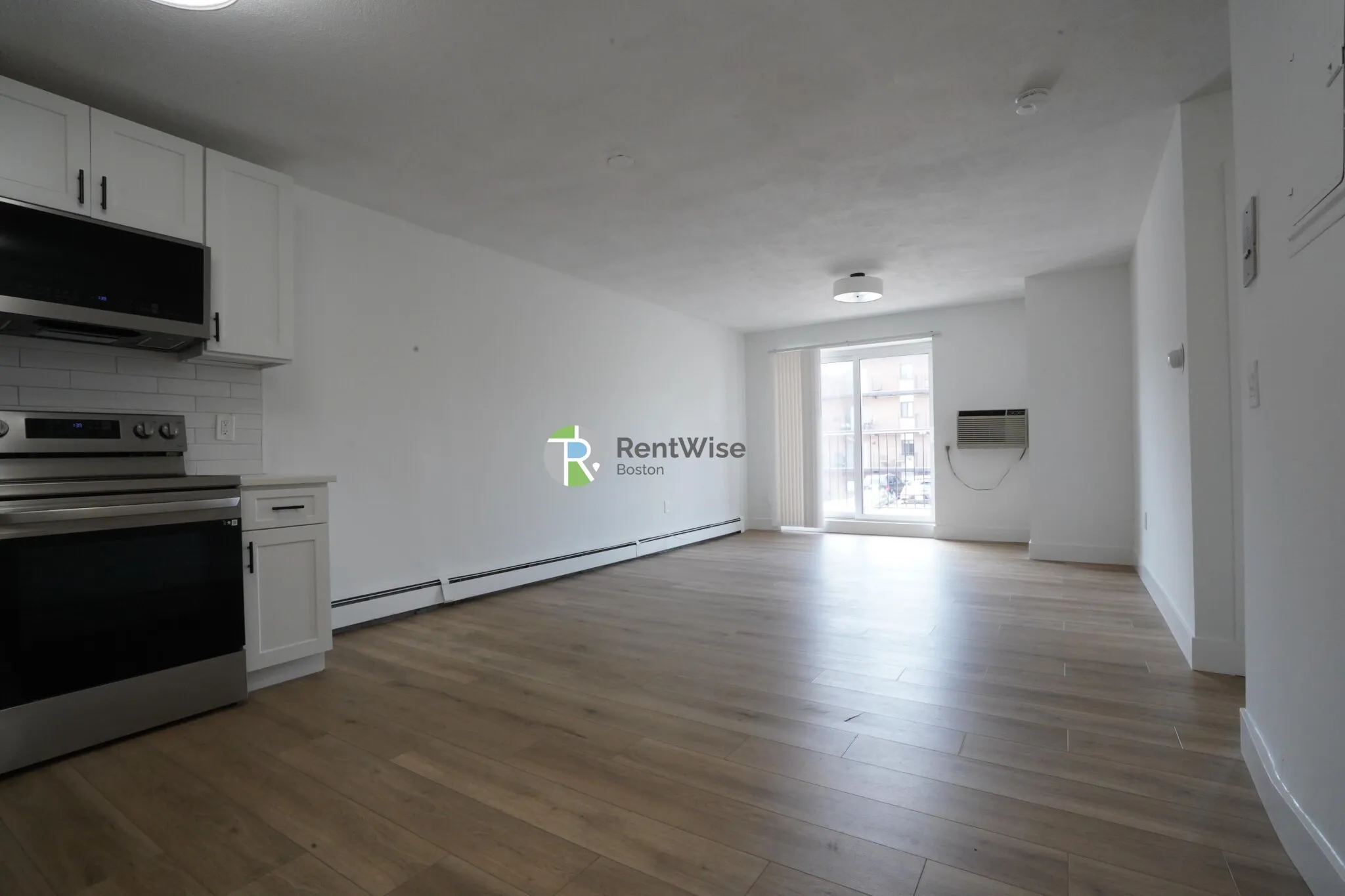 3 bed, 1 bath apartment for rent at 745 East 6th St Unit 11, South Boston — photo 4 of 20
