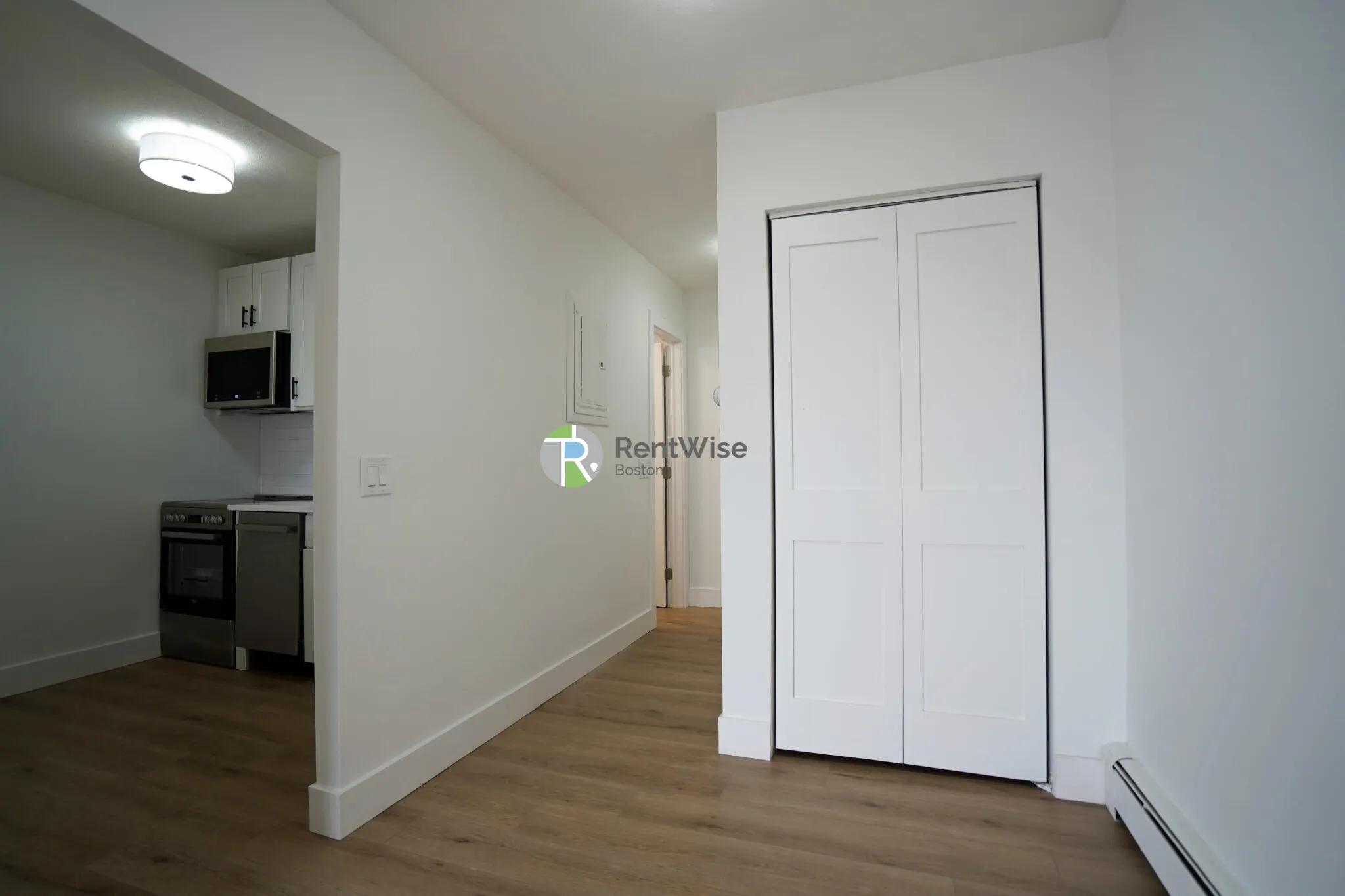 Studio bed, 1 bath apartment for rent at 745 East 6th St Unit 13, South Boston — photo 11 of 12