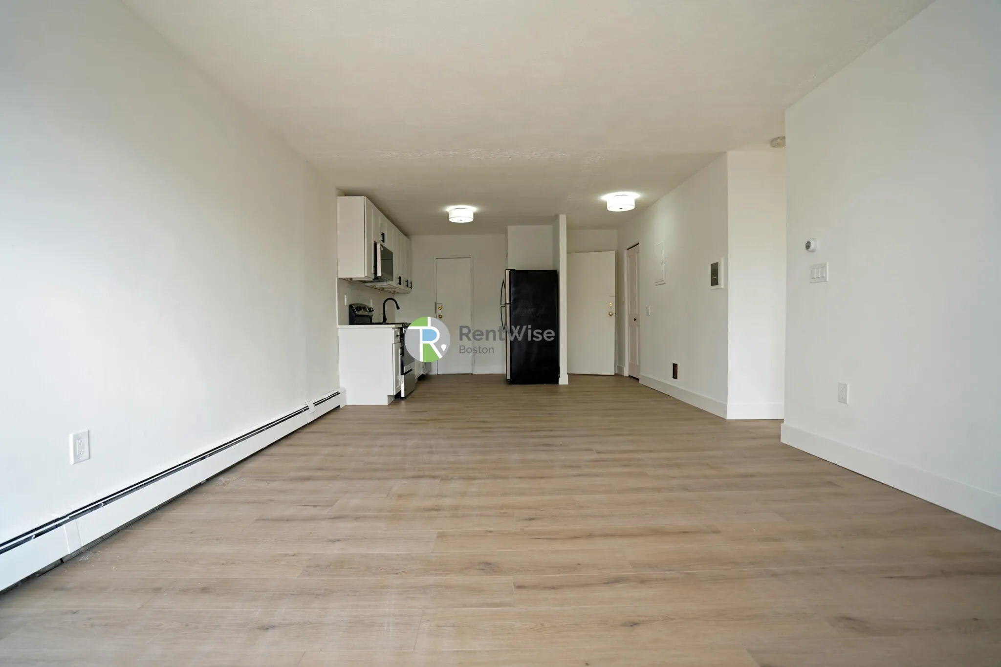 3 bed, 1 bath apartment for rent at 745 East 6th St Unit 22, South Boston — photo 3 of 22