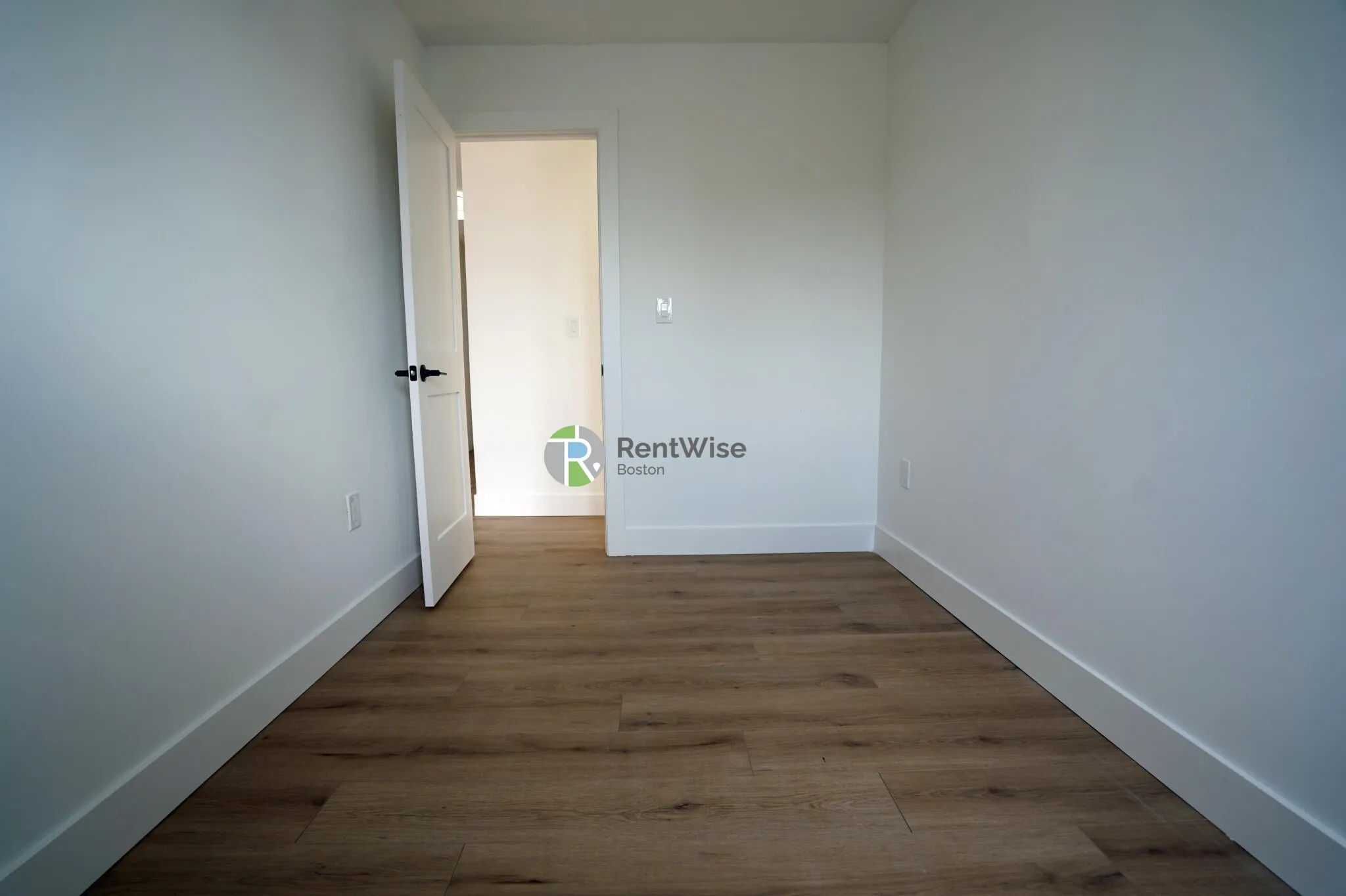 3 bed, 1 bath apartment for rent at 745 East 6th St Unit 22, South Boston — photo 8 of 22