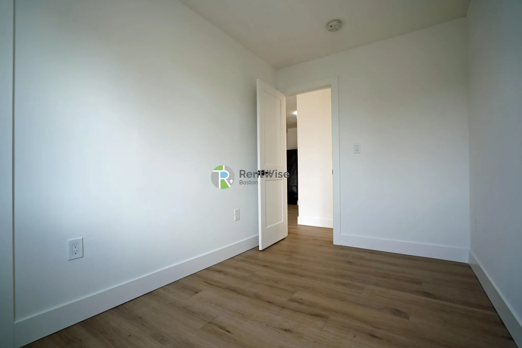 3 bed, 1 bath apartment for rent at 745 East 6th St Unit 22, South Boston — photo 9 of 22