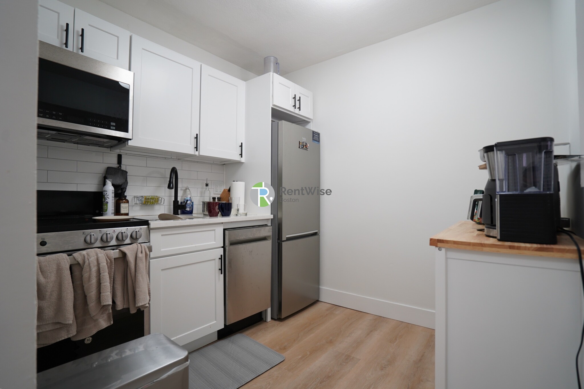 Studio bed, 1 bath apartment for rent at 745 East 6th St Unit 24, South Boston — photo 7 of 9