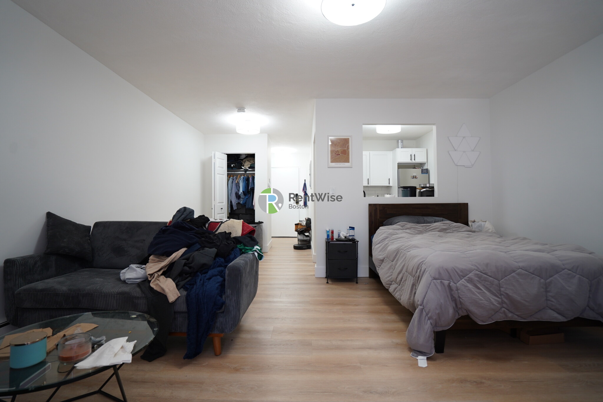 Studio bed, 1 bath apartment for rent at 745 East 6th St Unit 24, South Boston — photo 3 of 9