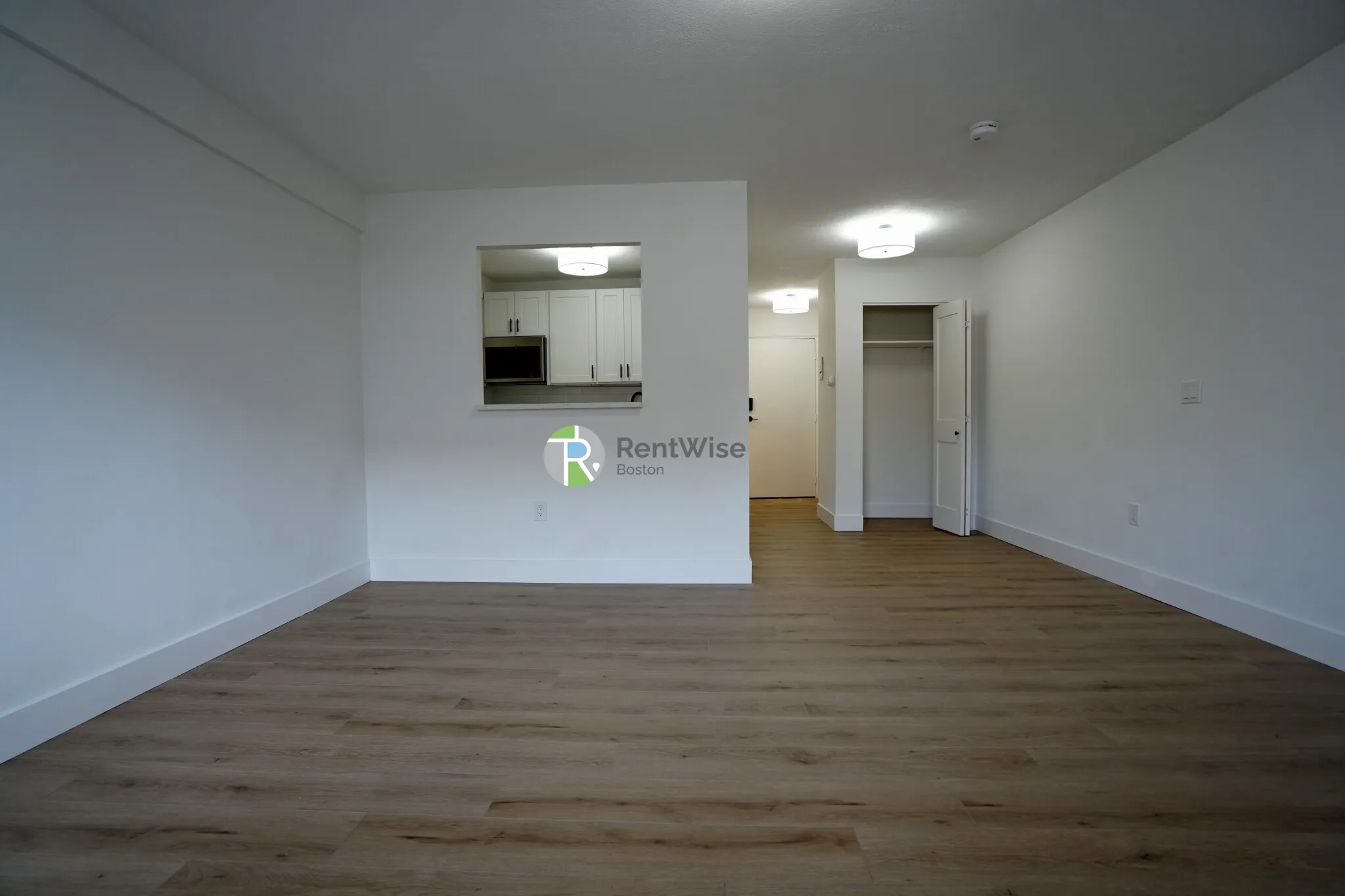 Studio bed, 1 bath apartment for rent at 745 East 6th St Unit 3, South Boston — photo 5 of 10