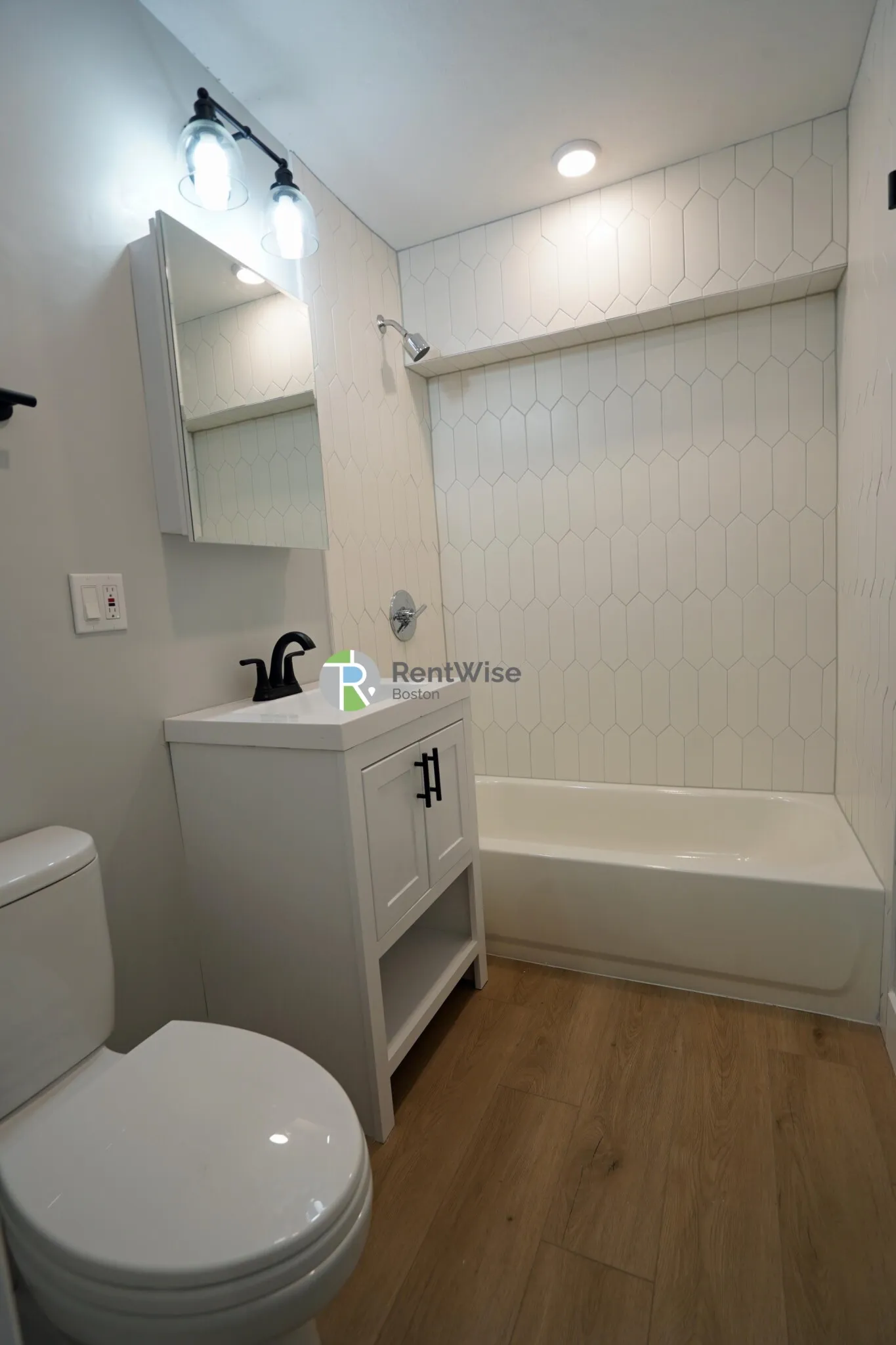 Studio bed, 1 bath apartment for rent at 745 East 6th St Unit 3, South Boston — photo 10 of 10