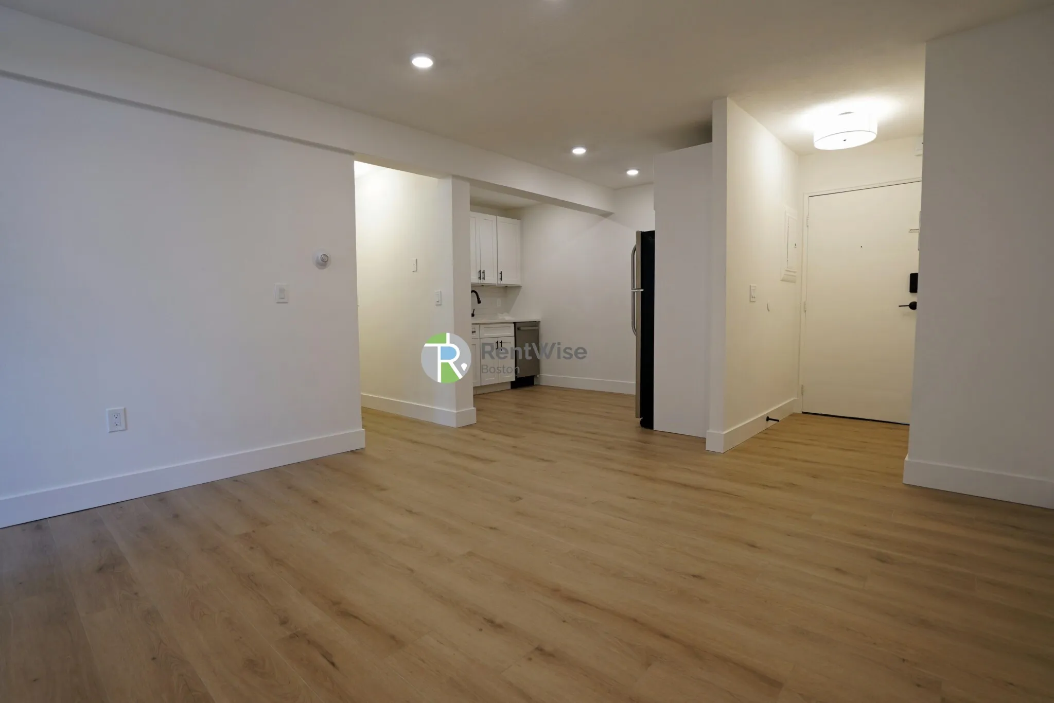 2 bed, 1 bath apartment for rent at 745 East 6th St Unit 7, South Boston — photo 3 of 15