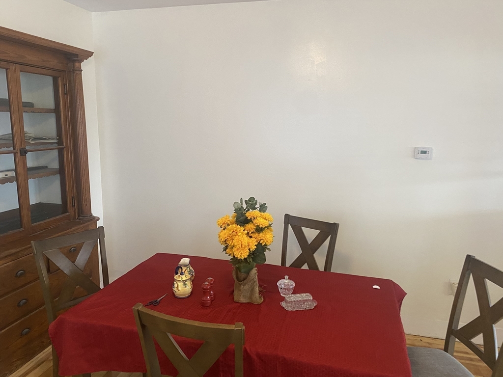 4 bed, 2 bath apartment for rent at 745 Mt Auburn St Unit 1, Watertown — photo 4 of 23