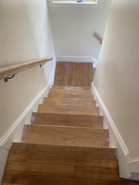 4 bed, 2 bath apartment for rent at 745 Mt Auburn St Unit 1, Watertown — photo 1 of 23