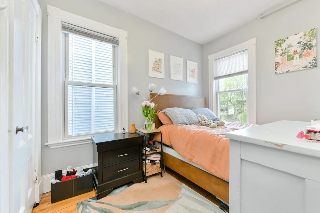 3 bed, 1 bath apartment for rent at 748 E 3rd Unit 1, South Boston — photo 8 of 12