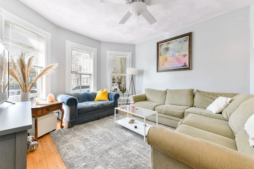 3 bed, 1 bath apartment for rent at 748 E 3rd Unit 1, South Boston — photo 1 of 12