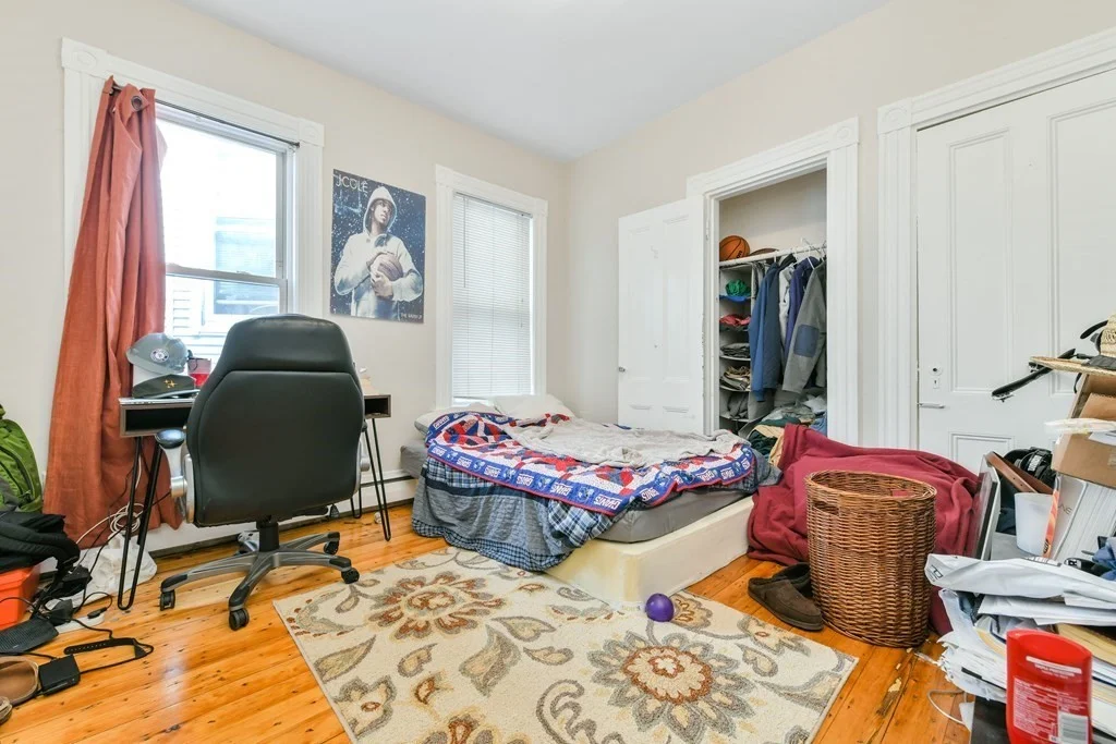 4 bed, 1 bath apartment for rent at 748 E 3rd Unit 2, South Boston — photo 8 of 16
