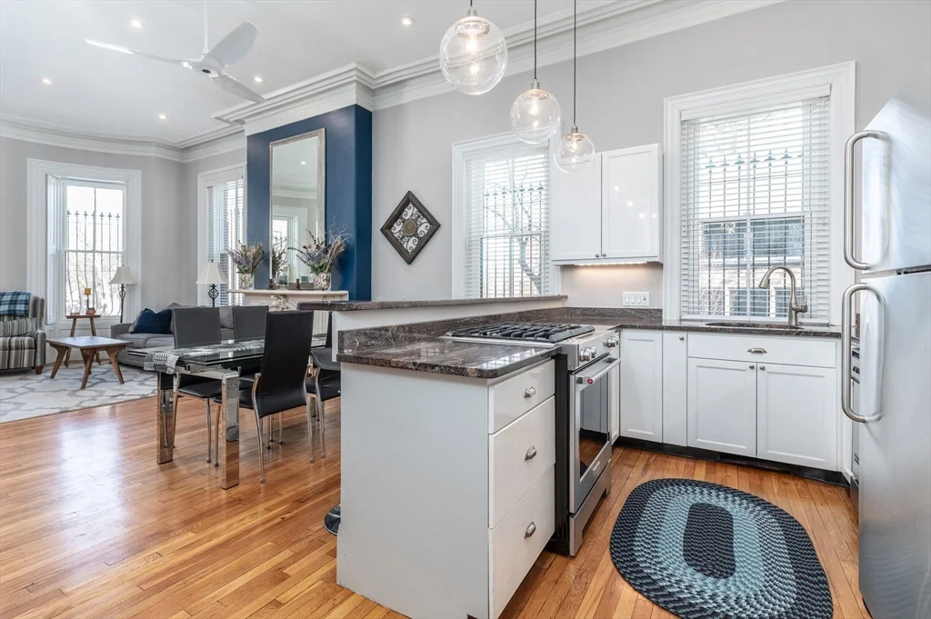 1 bed, 1 bath apartment for rent at 748 Tremont St Unit 1, South End — photo 8 of 18