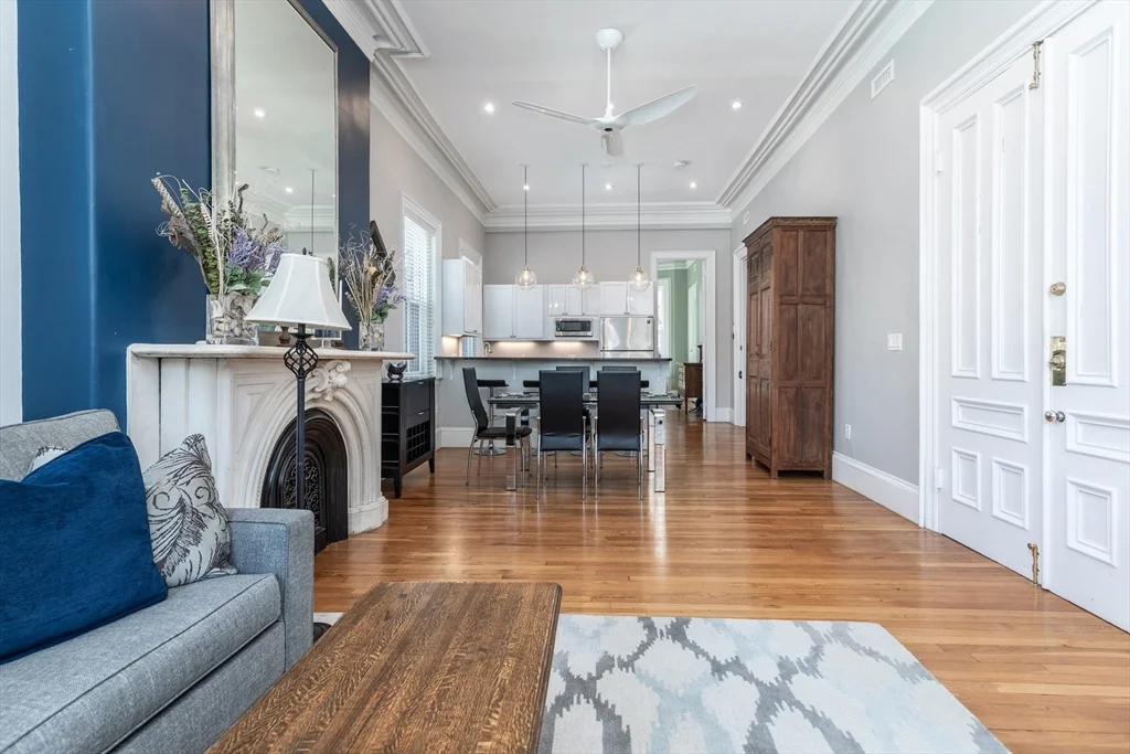 1 bed, 1 bath apartment for rent at 748 Tremont St Unit 1, South End — photo 2 of 18