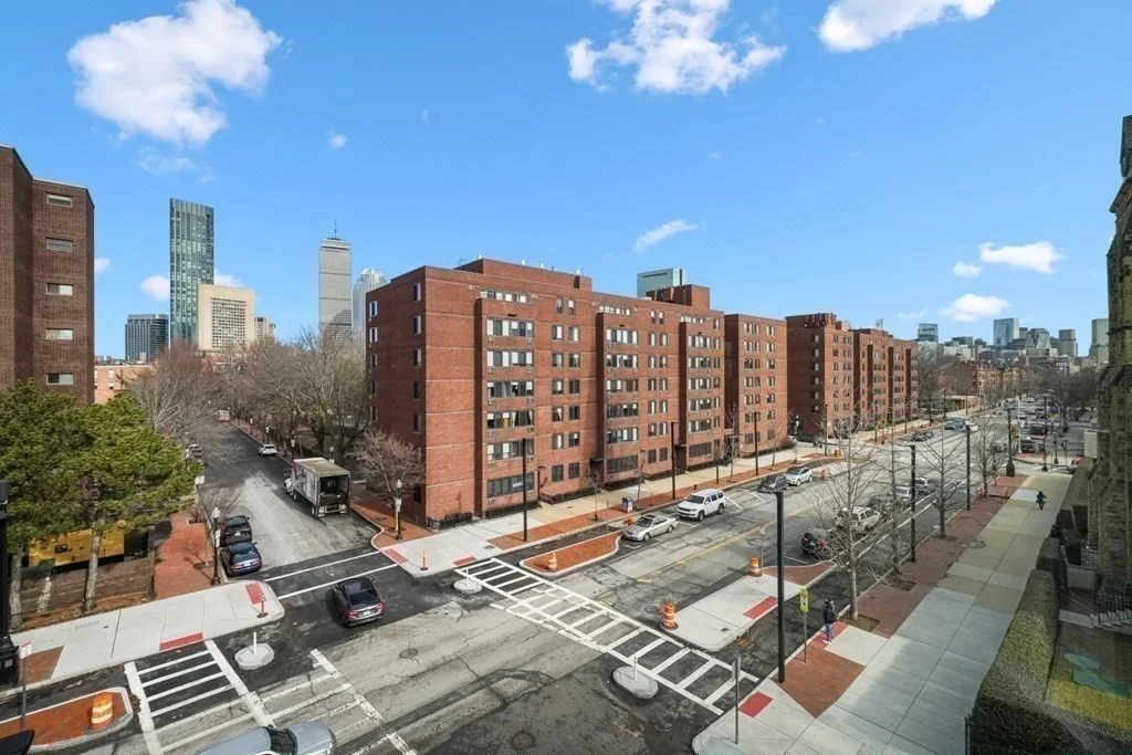 2 bed, 1 bath apartment for rent at 748 Tremont St Unit 3, South End — photo 17 of 17