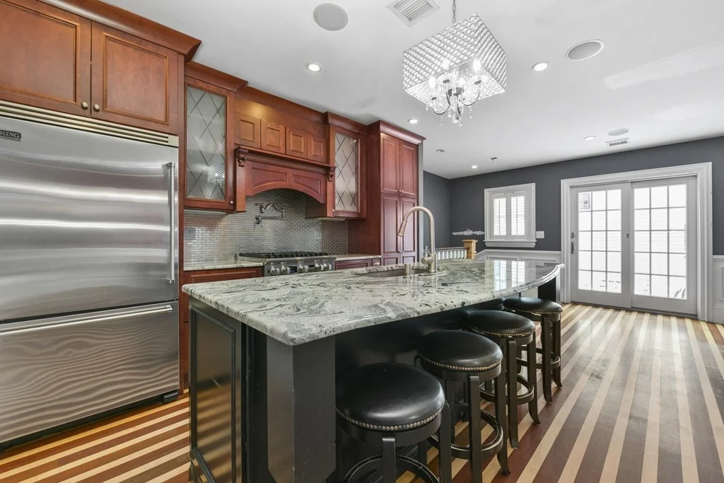2 bed, 1 bath apartment for rent at 749 E 5th Unit 1, South Boston — photo 3 of 21