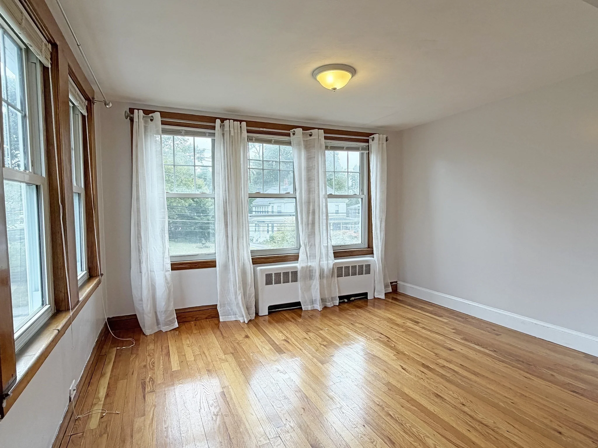 3 bed, 2 bath apartment for rent at 75-77 Dale St Unit 77, Waltham — photo 15 of 21