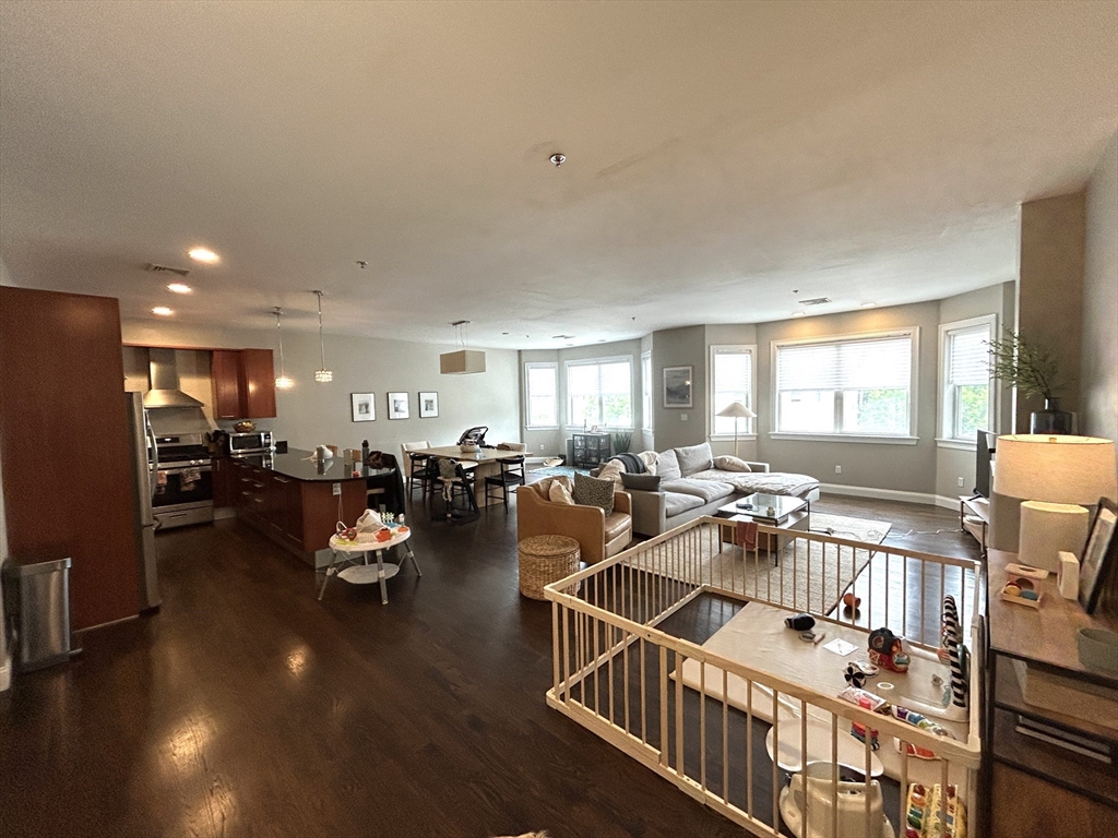 2 bed, 2 bath apartment for rent at 75-83 Boylston St Unit R3, Brookline Village — photo 1 of 13