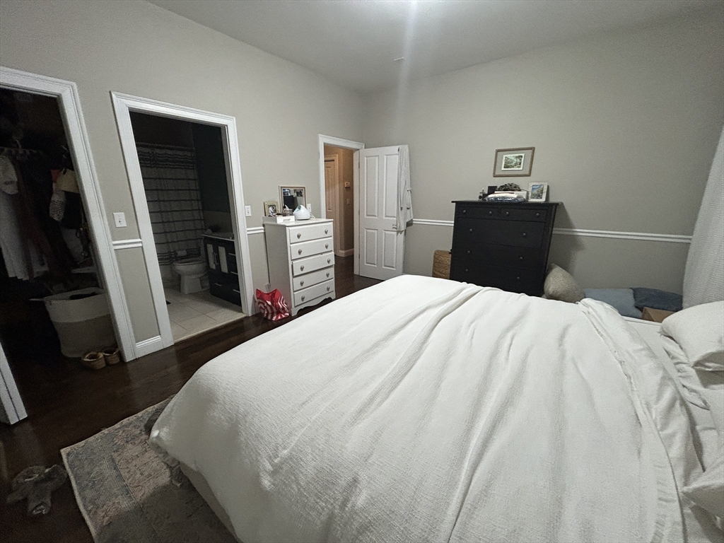 2 bed, 2 bath apartment for rent at 75-83 Boylston St Unit R3, Brookline Village — photo 9 of 13