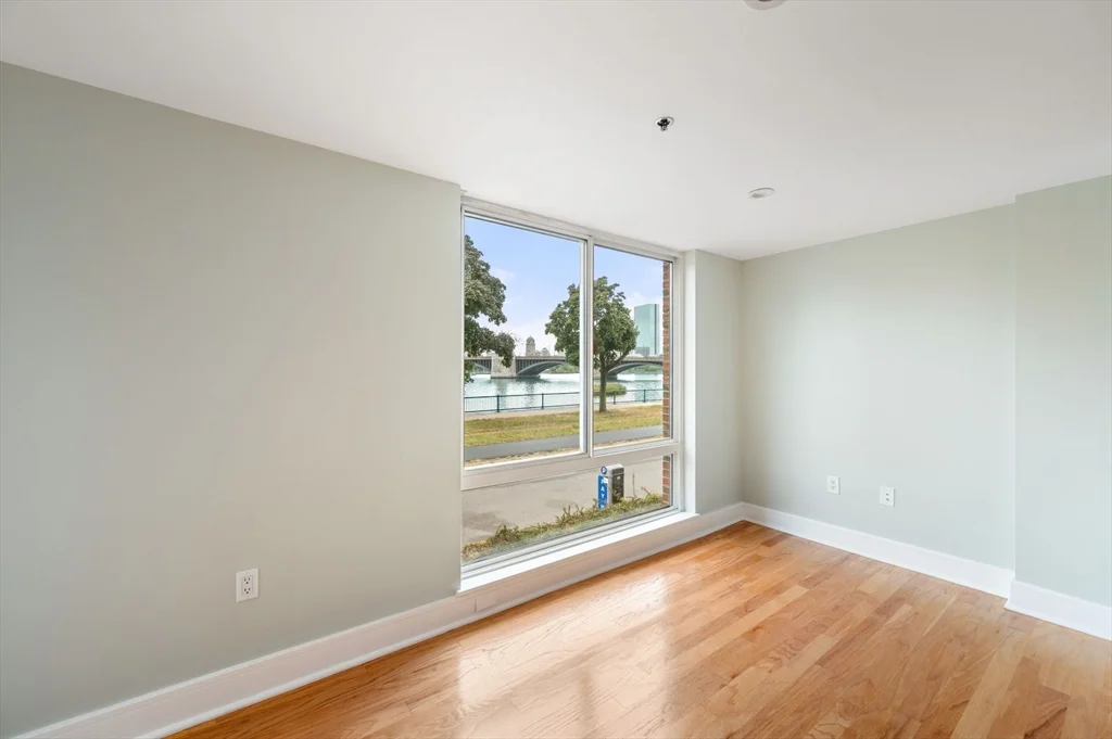 2 bed, 2 bath apartment for rent at 75-83 Cambridge Pkwa Unit 101, Cambridgeport — photo 8 of 41