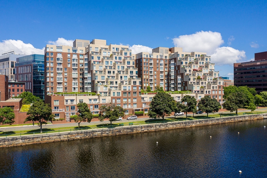 3 bed, 2 bath apartment for rent at 75-83 Cambridge Pkwa Unit PH7, East Cambridge