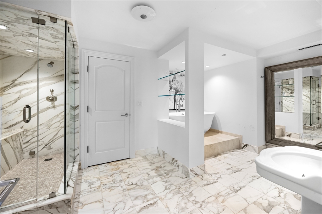 3 bed, 2 bath apartment for rent at 75-83 Cambridge Pkwa Unit W1108, East Cambridge — photo 10 of 14