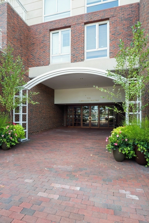 2 bed, 2 bath apartment for rent at 75-83 Cambridge Pkwa Unit W907, East Cambridge — photo 22 of 28