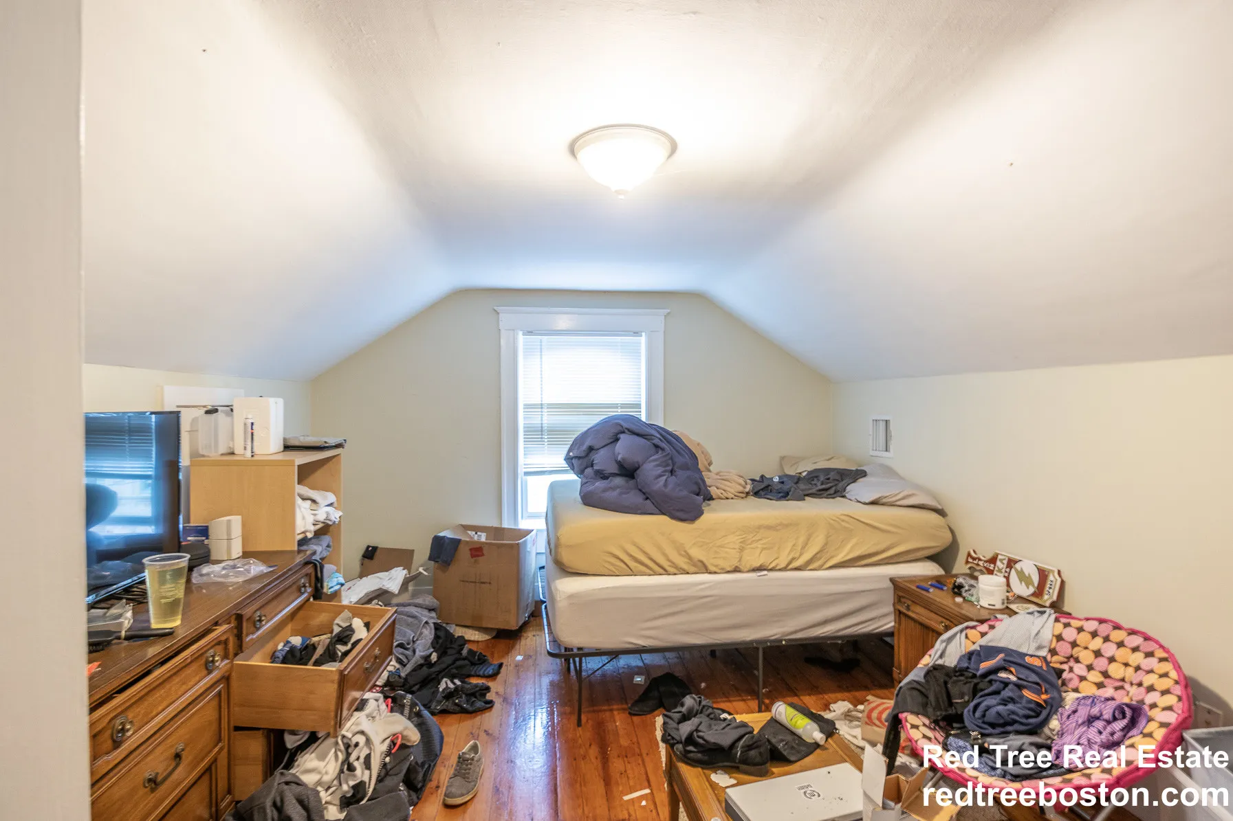 8+ bed, 2.5 bath apartment for rent at 75 Alleghany St Unit 1, Mission Hill — photo 9 of 25