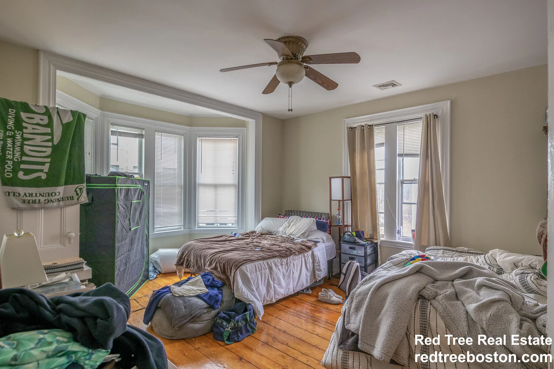 8+ bed, 2.5 bath apartment for rent at 75 Alleghany St Unit 1, Mission Hill — photo 6 of 25
