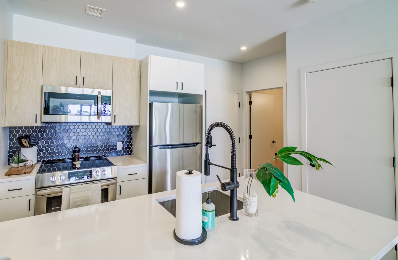 1 bed, 1 bath apartment for rent at 75 Baldwin St Unit 305, Lynn — photo 3 of 12