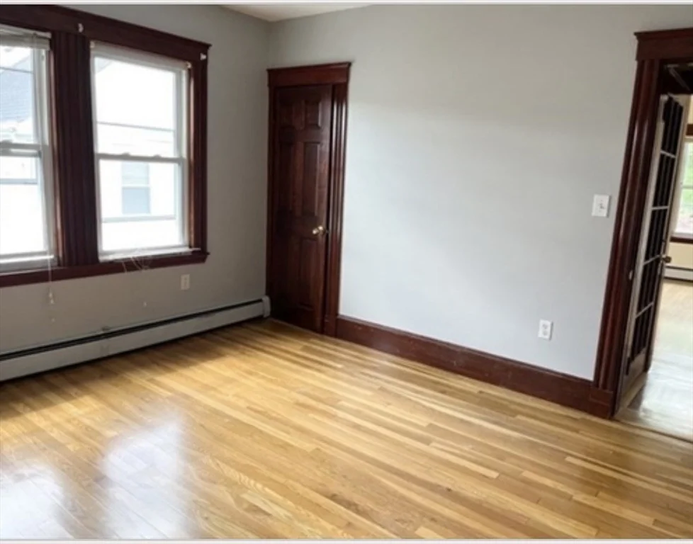 3 bed, 1 bath apartment for rent at 75 Bay State Rd Unit 2, North Quincy — photo 9 of 13