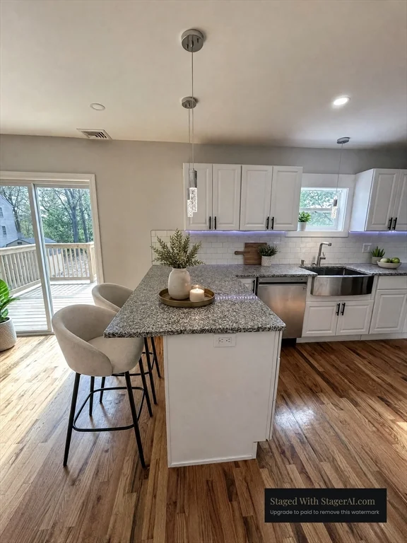 4 bed, 3 bath apartment for rent at 75 Beech Unit 1, Fitchburg — photo 6 of 22
