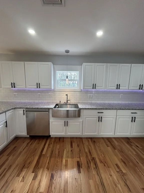 4 bed, 3 bath apartment for rent at 75 Beech Unit 1, Fitchburg — photo 7 of 22