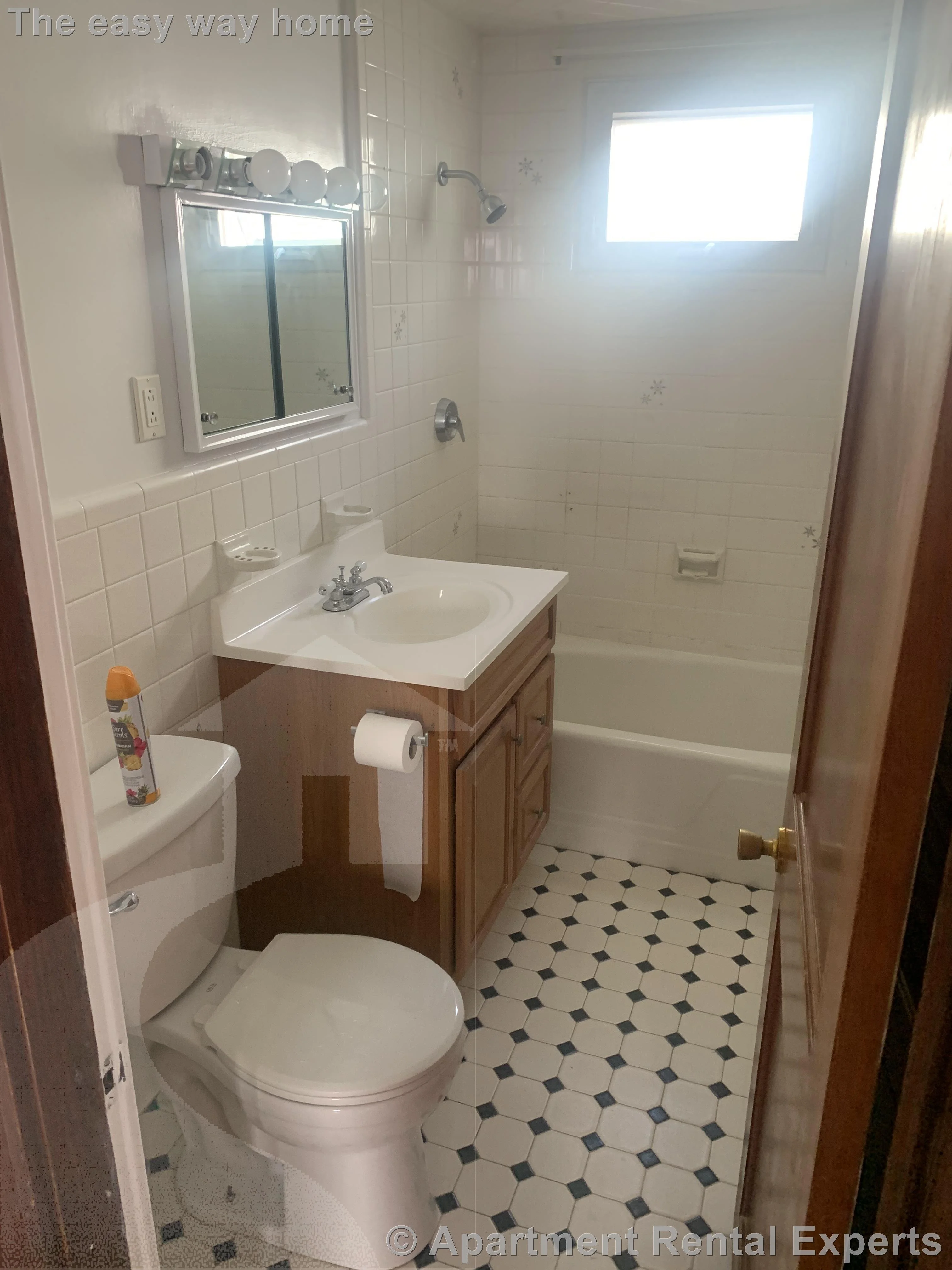 2 bed, 1 bath apartment for rent at 75 Boylston St, Watertown Center — photo 3 of 13