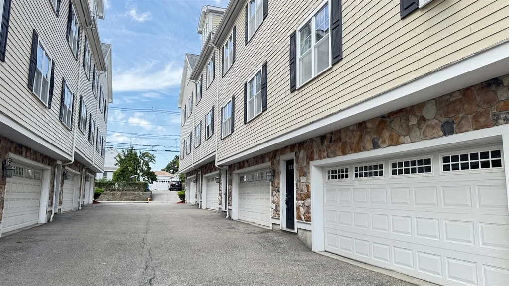3 bed, 2 bath apartment for rent at 75 Brackett St Unit C, Quincy Center — photo 30 of 31